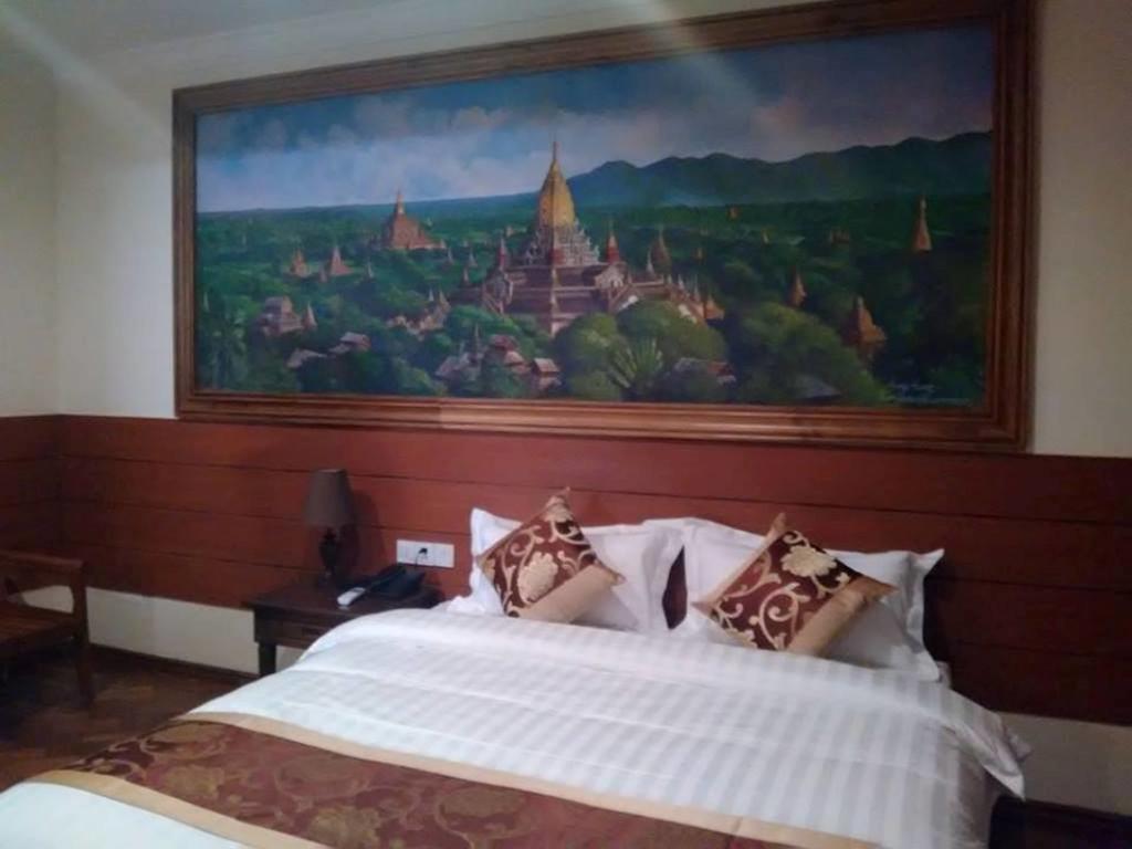 The Home Hotel Мандалай Экстерьер фото